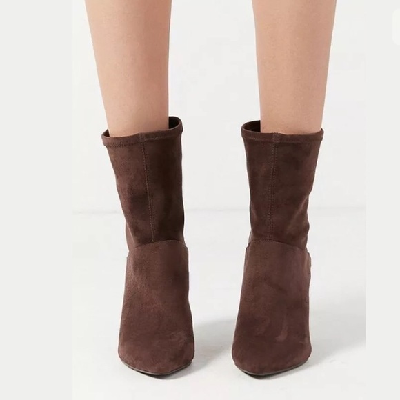 Urban Outfitters Brown Faux Suede Scrunch Boots - Picture 5 of 10